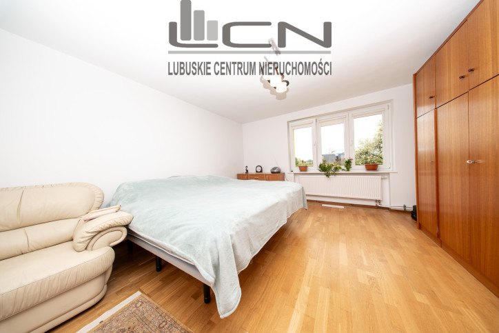 Dom Sprzedaż Łagodzin 11